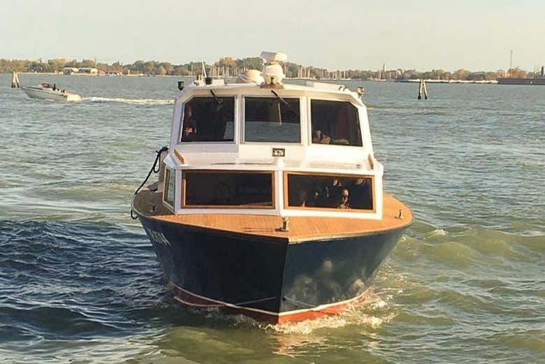 Alquiler de barco con patrón en Venecia