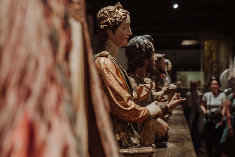 Visita guiada por el claustro de Santa Clara