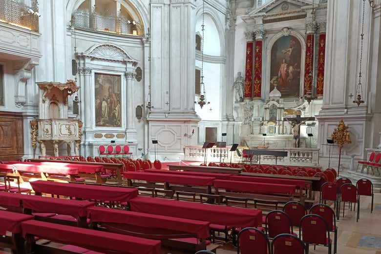 Concierto de Las cuatro estaciones de Vivaldi en la iglesia de la Piedad