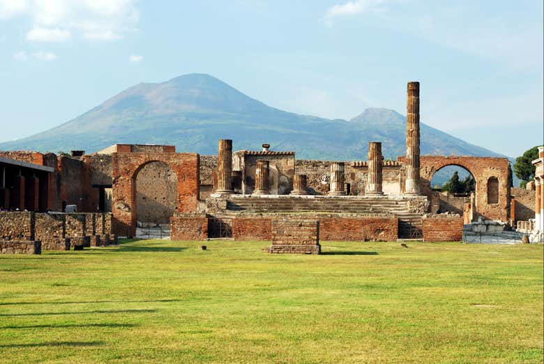 Excursión a Pompeya y el Vesubio + Cata de vinos