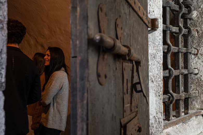 Entrada al Palacio de las Prisiones con audioguía