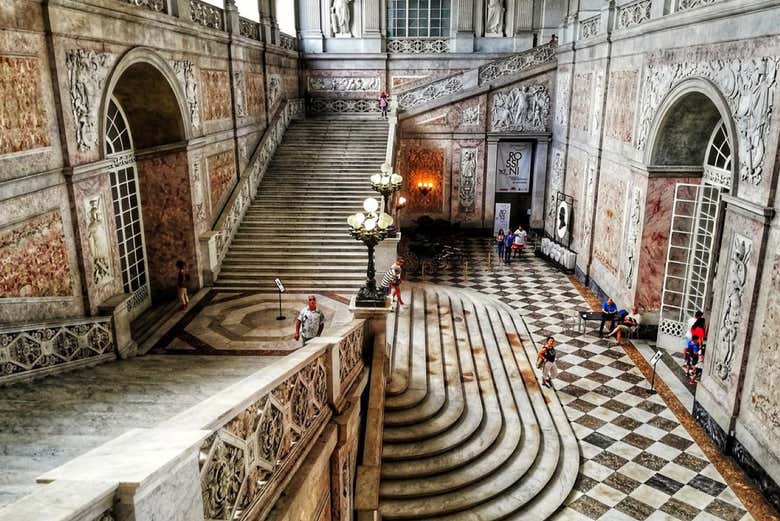 Tour por el Nápoles monumental con visita al Palacio Real