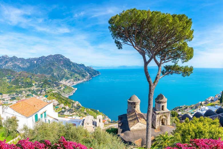 Excursión a la Costa Amalfitana + Visita a una fábrica de limoncello