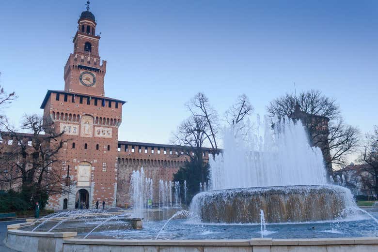 Entrada al Castillo Sforzesco con audioguía