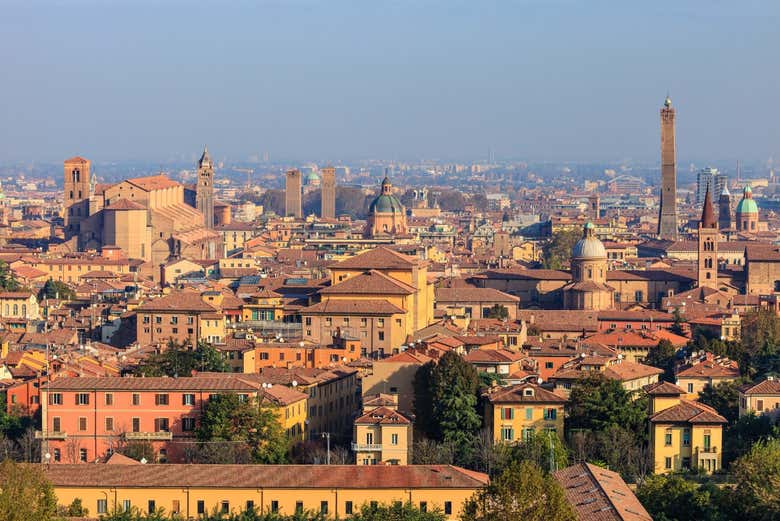 Excursión a Bolonia en tren + Clase de cocina italiana