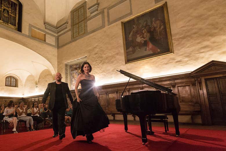 Concierto de ópera en la iglesia de Santa Monaca