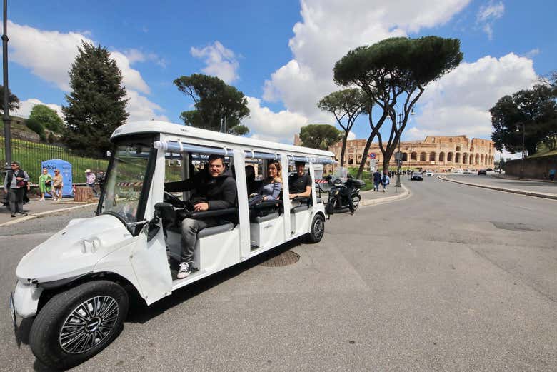 Tour en tuk tuk eléctrico por Roma