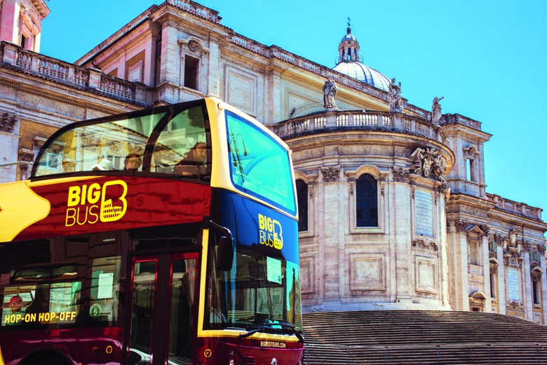 Entrada al Panteón de Agripa sin colas + Autobús turístico de Roma