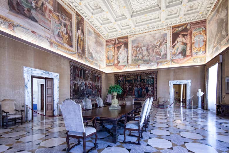 Entrada al Palacio de Letrán con audioguía