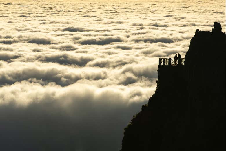 Senderismo por los Picos Arieiro y Ruivo al amanecer