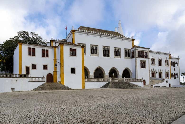 Entrada al Palacio Nacional de Sintra y sus jardines