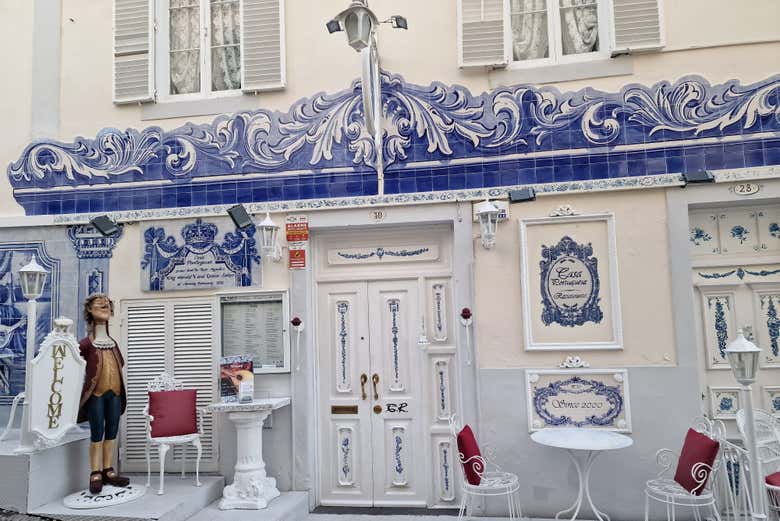 Espectáculo de fado con cena en Funchal