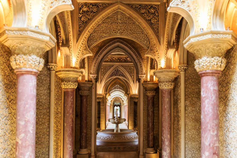 Entrada al Palacio de Monserrate