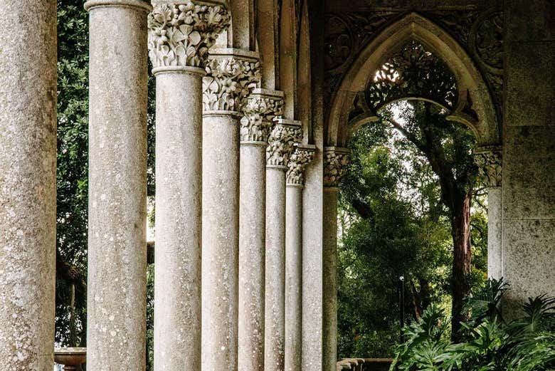 Entrada al Palacio de Monserrate