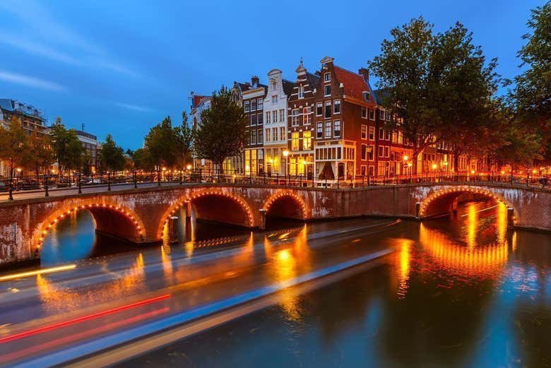 Crucero por los canales con cena de lujo