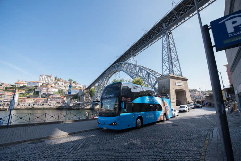 Autobús turístico de Oporto, Gray Line