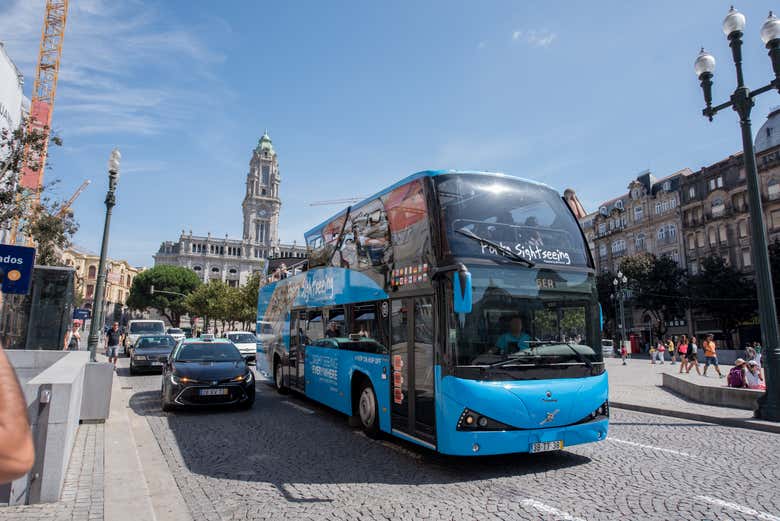 Autobús turístico de Oporto, Gray Line