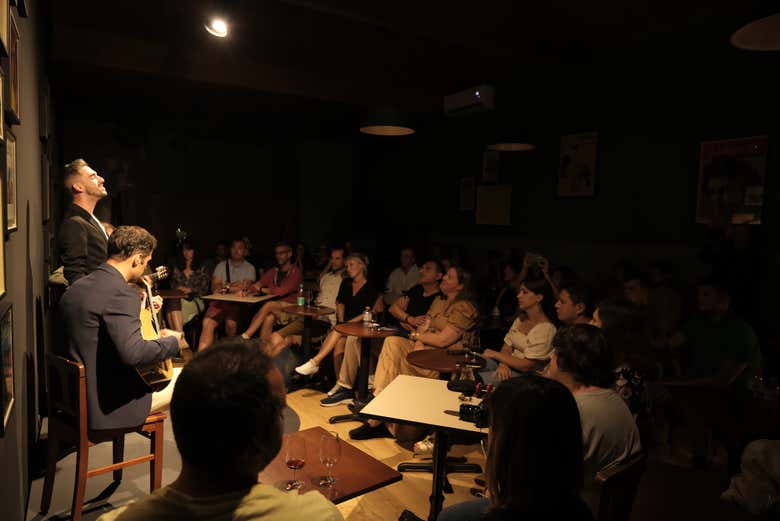 Espectáculo de fado en el Ideal Clube