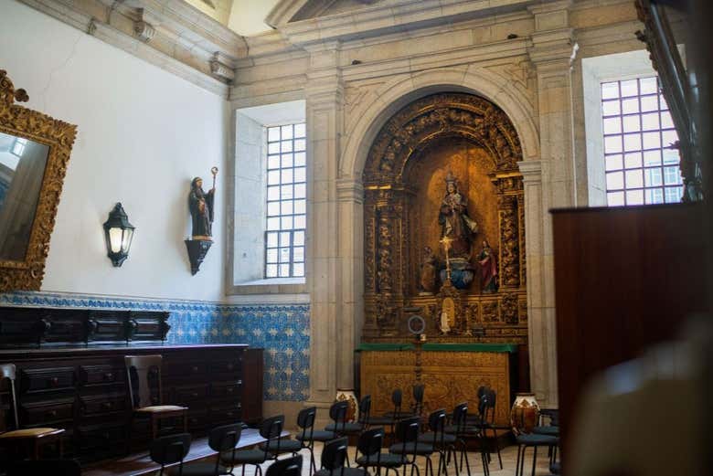 Visita al monasterio de São Bento da Vitória con espectáculo de fado