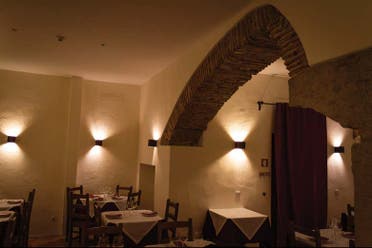 Cena y espectculo de fado en Canto do Poeta