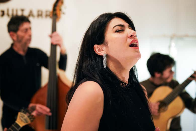 Espectáculo de fado en Casa da Guitarra