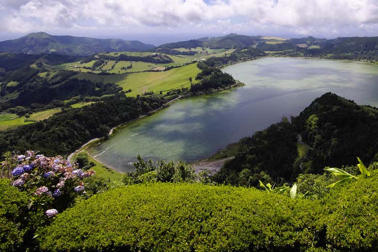 Tour en bicicleta por Lagoa das Furnas