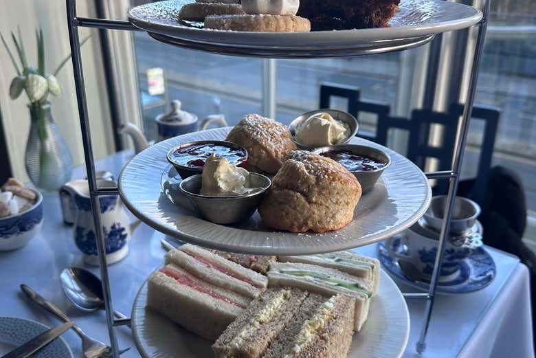 Té de la tarde con vistas al Castillo de Edimburgo