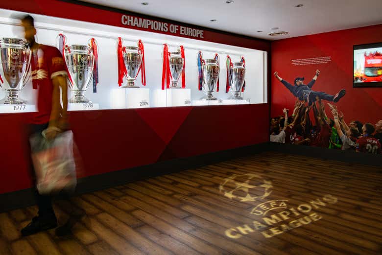Tour del Estadio Anfield