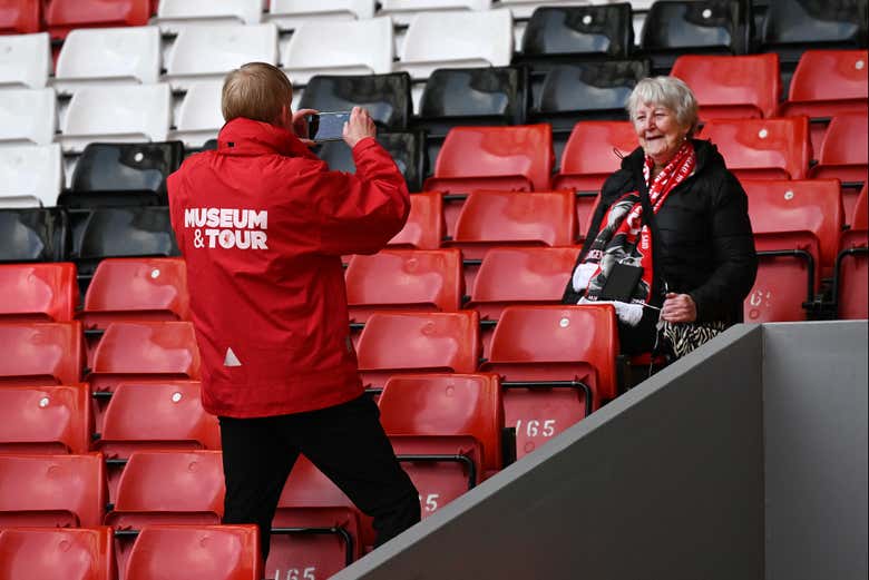 Tour del Estadio Anfield