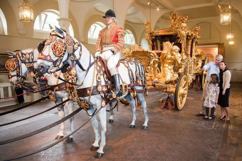 Entrada a The Royal Mews