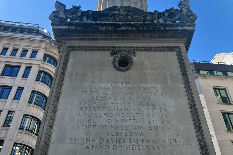 Entrada al Monumento al Gran Incendio con audioguía