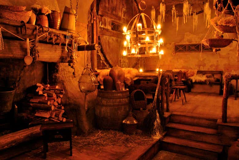Cena y espectáculo medieval