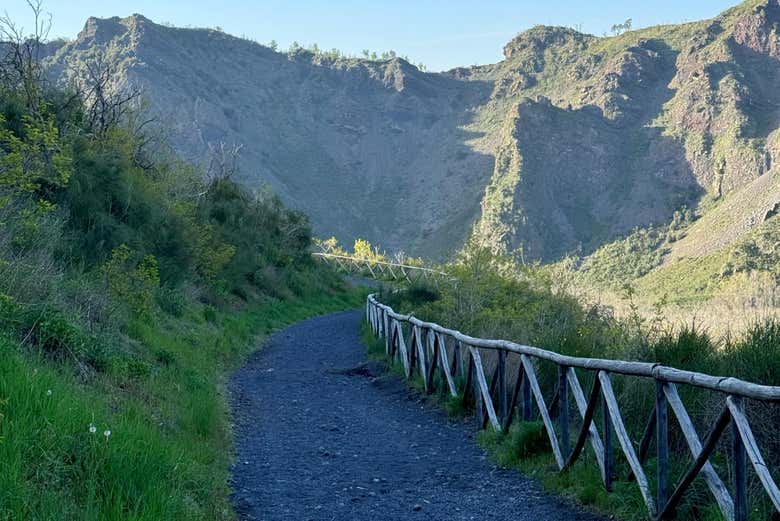 Tour en bicicleta eléctrica y senderismo por el Vesubio
