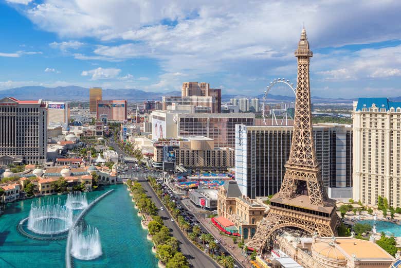 Entrada a la Torre Eiffel del hotel Paris Las Vegas