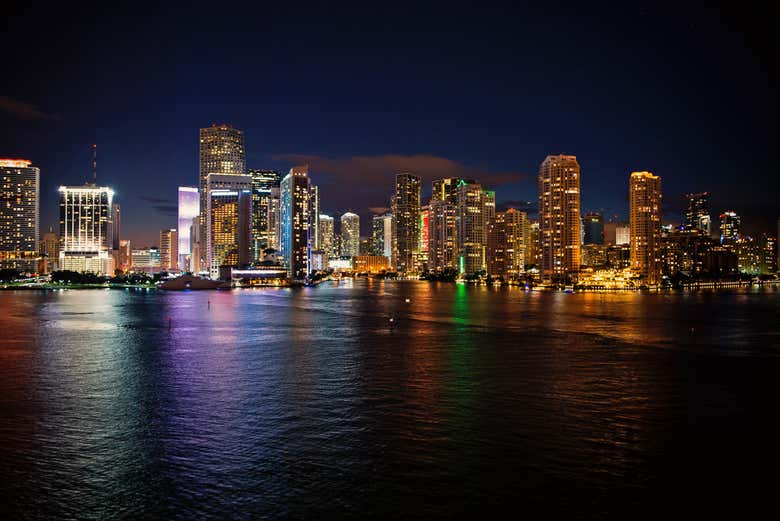 Paseo en barco eléctrico por Miami