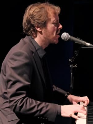 Alberto Burguez & Paul San Martín - Friday's Blues