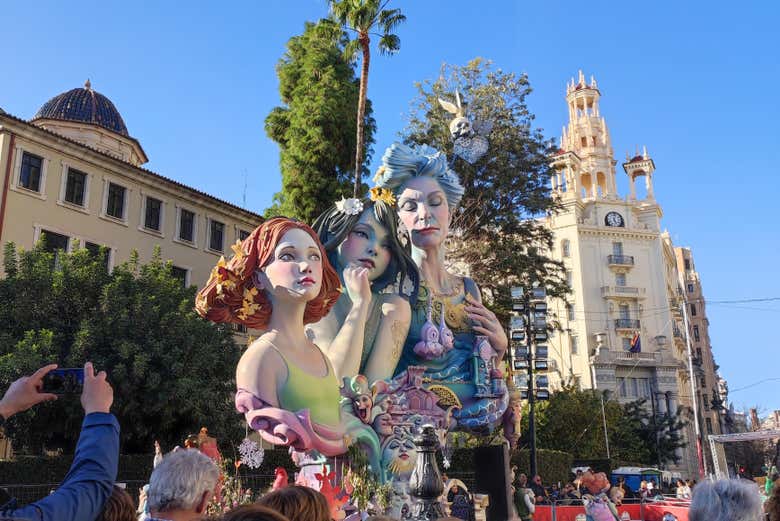 Tour por la Valencia fallera