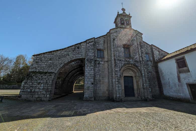 Tour por la Ciudad de la Cultura, Pazo de Rivadulla y Colegiata del Sar