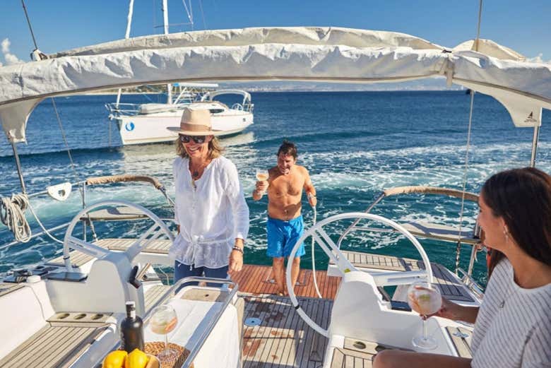 Excursión a las Islas Cíes en velero