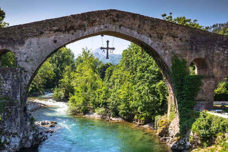 Excursión a los lagos de Covadonga, Cangas de Onís y Lastres