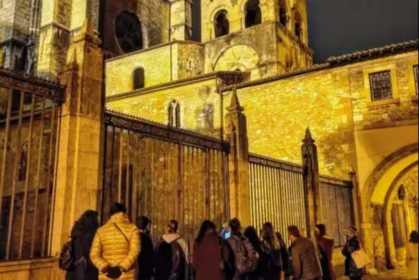 Tour de los misterios y leyendas de Oviedo