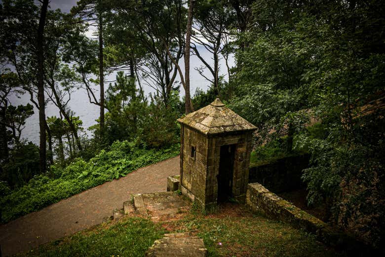 Free tour de los misterios y leyendas del Monte Urgull