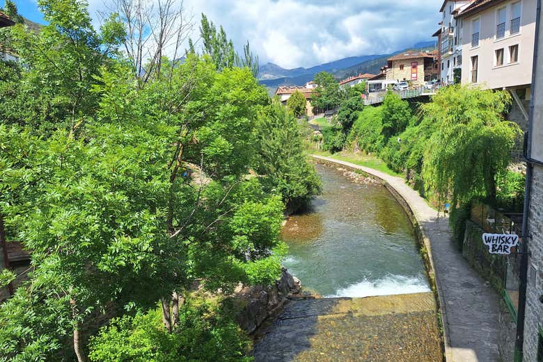 Excursión a los Picos de Europa y Potes