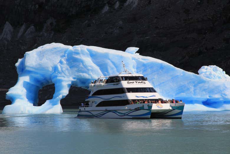 Excursión VIP al Parque Nacional de los Glaciares en barco