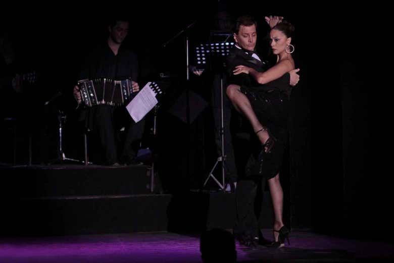 Espectáculo de tango en Esquina Homero Manzi