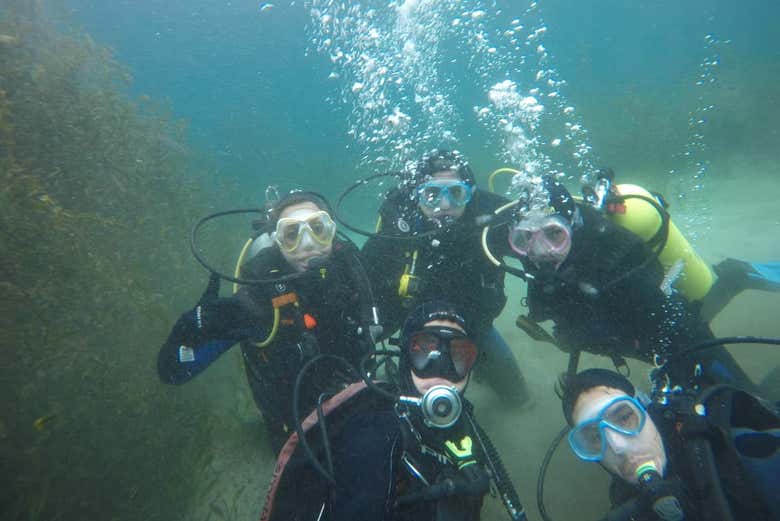 Buceo en el lago Moreno
