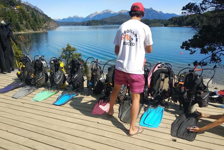 Buceo en el lago Moreno