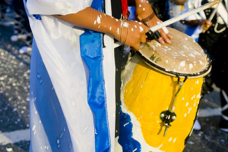 Excursión a Montevideo en ferry directo + Taller de candombe