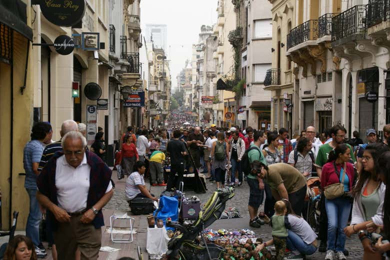 Tour por la Feria de San Telmo y Mataderos