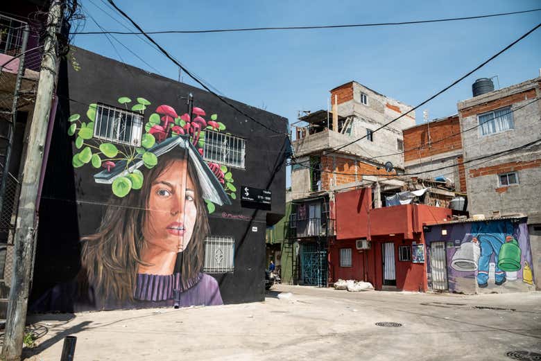 Tour de arte urbano por el barrio Mugica